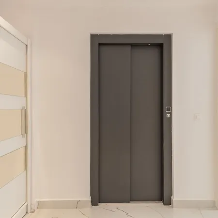 Lithos Luxury Willa