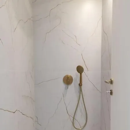 Lithos Luxury Willa