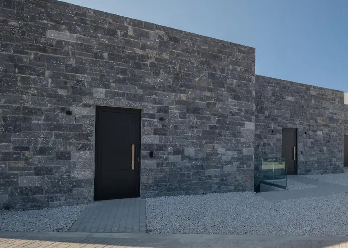 Lithos Luxury Villa *