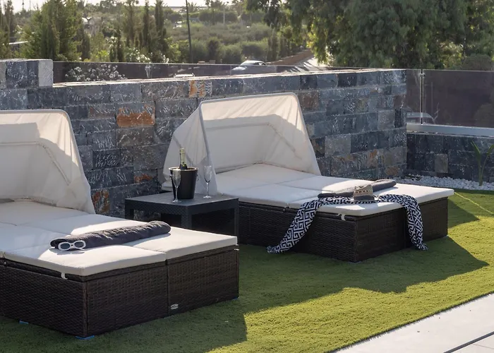 Lithos Luxury Vilă *