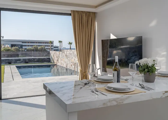 Lithos Luxury * Hersonissos (Crete)